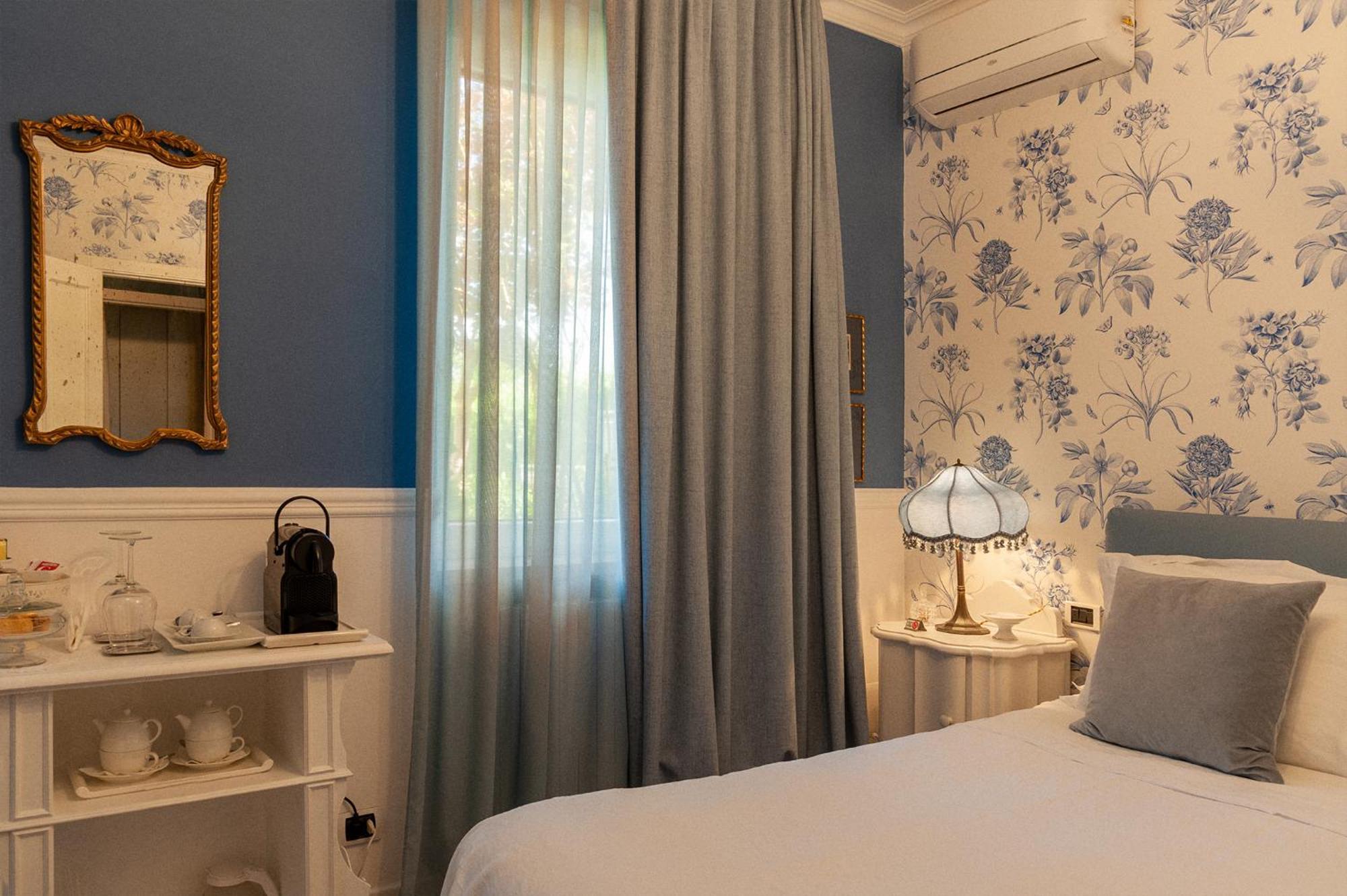 Residenza Ambrogi Aparthotel Urbino Luaran gambar