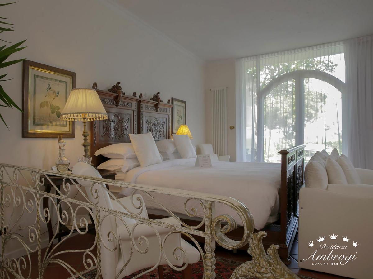 Residenza Ambrogi Aparthotel Urbino Luaran gambar